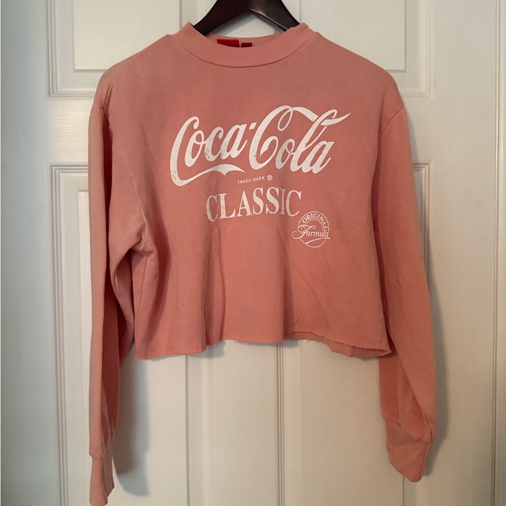 Coca Cola Pink Graphic Cropped Sweatshirt